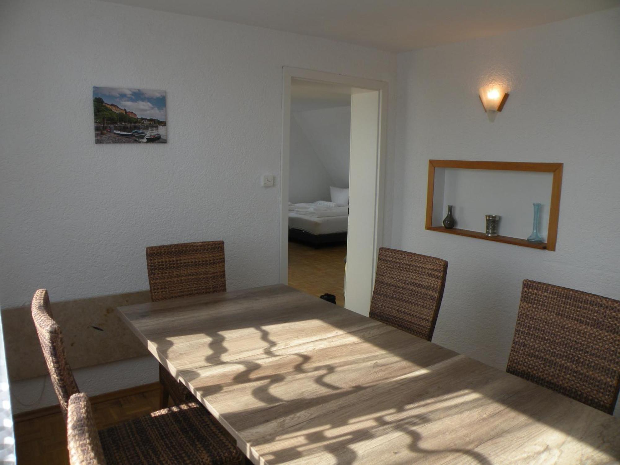Eligo Apartman FDH Szoba fotó