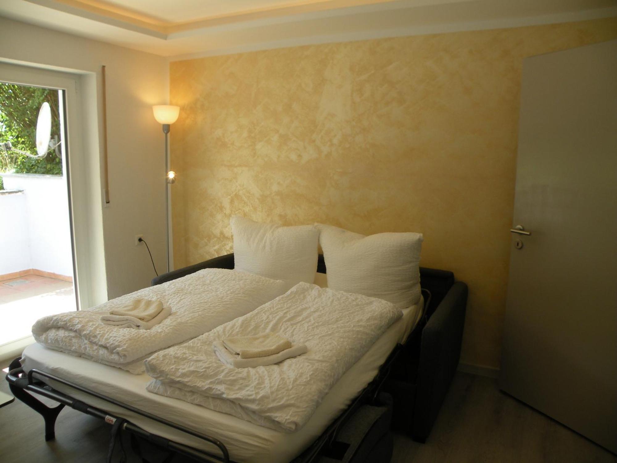 Eligo Apartman FDH Szoba fotó